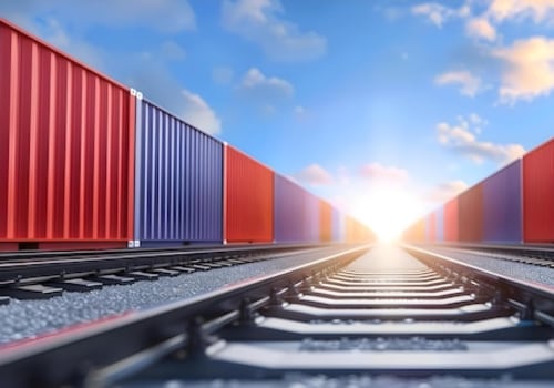 Rail Freight Services That Support Inventory Control with Storage Options